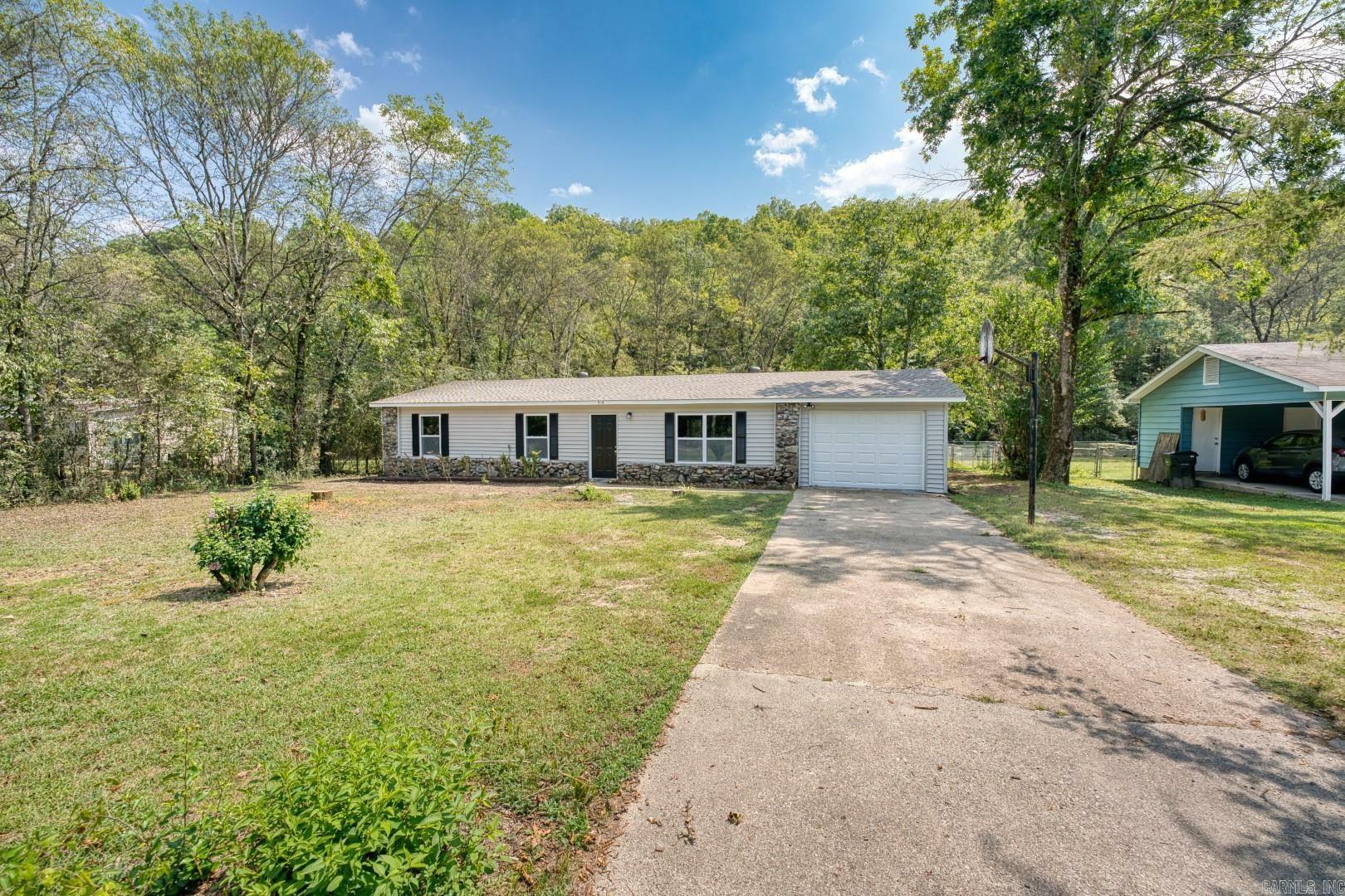 Property Photo:  918 Ridgeway Street  AR 71901 