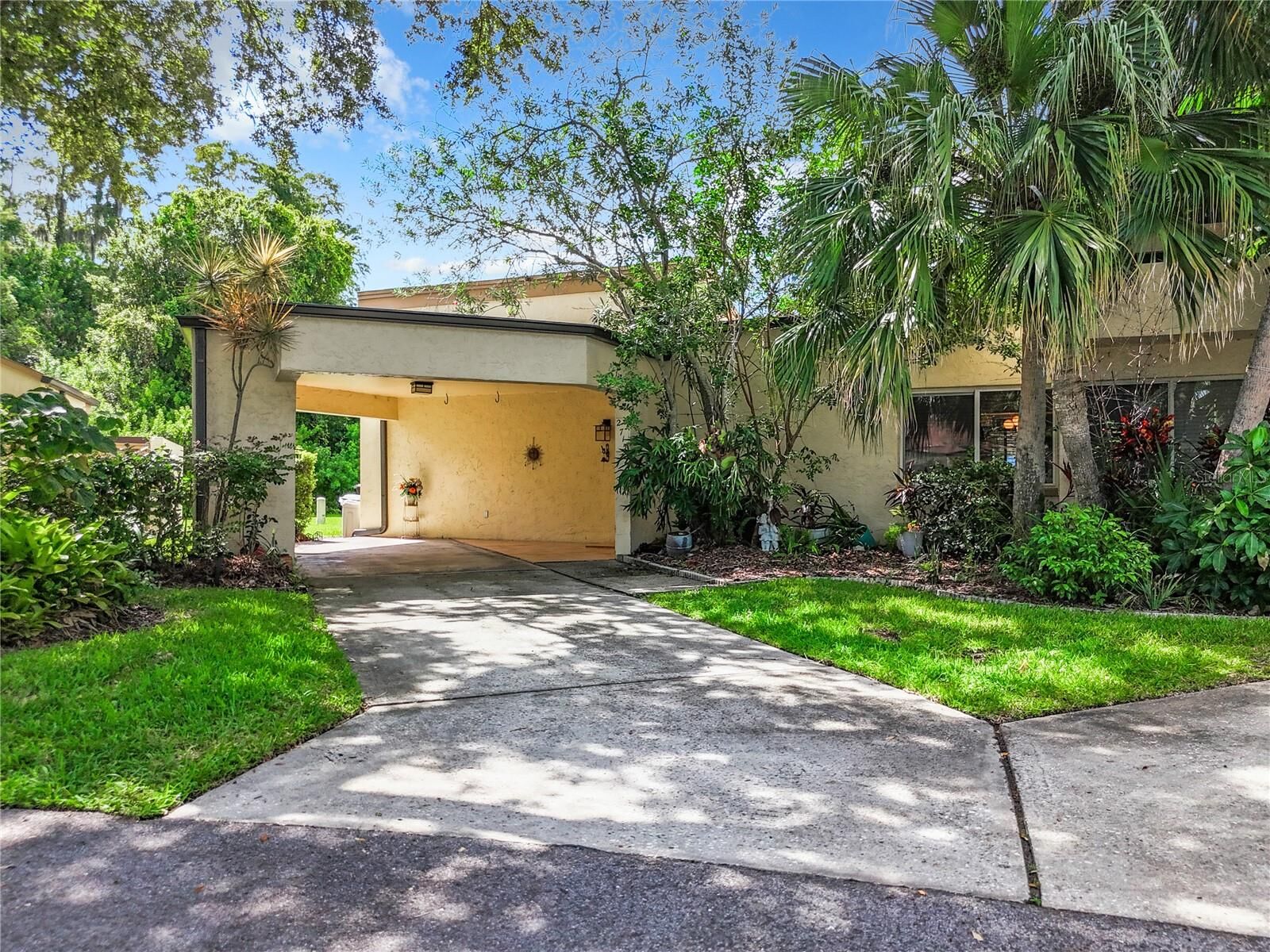 Property Photo:  2715 Foxfire Court  FL 33761 