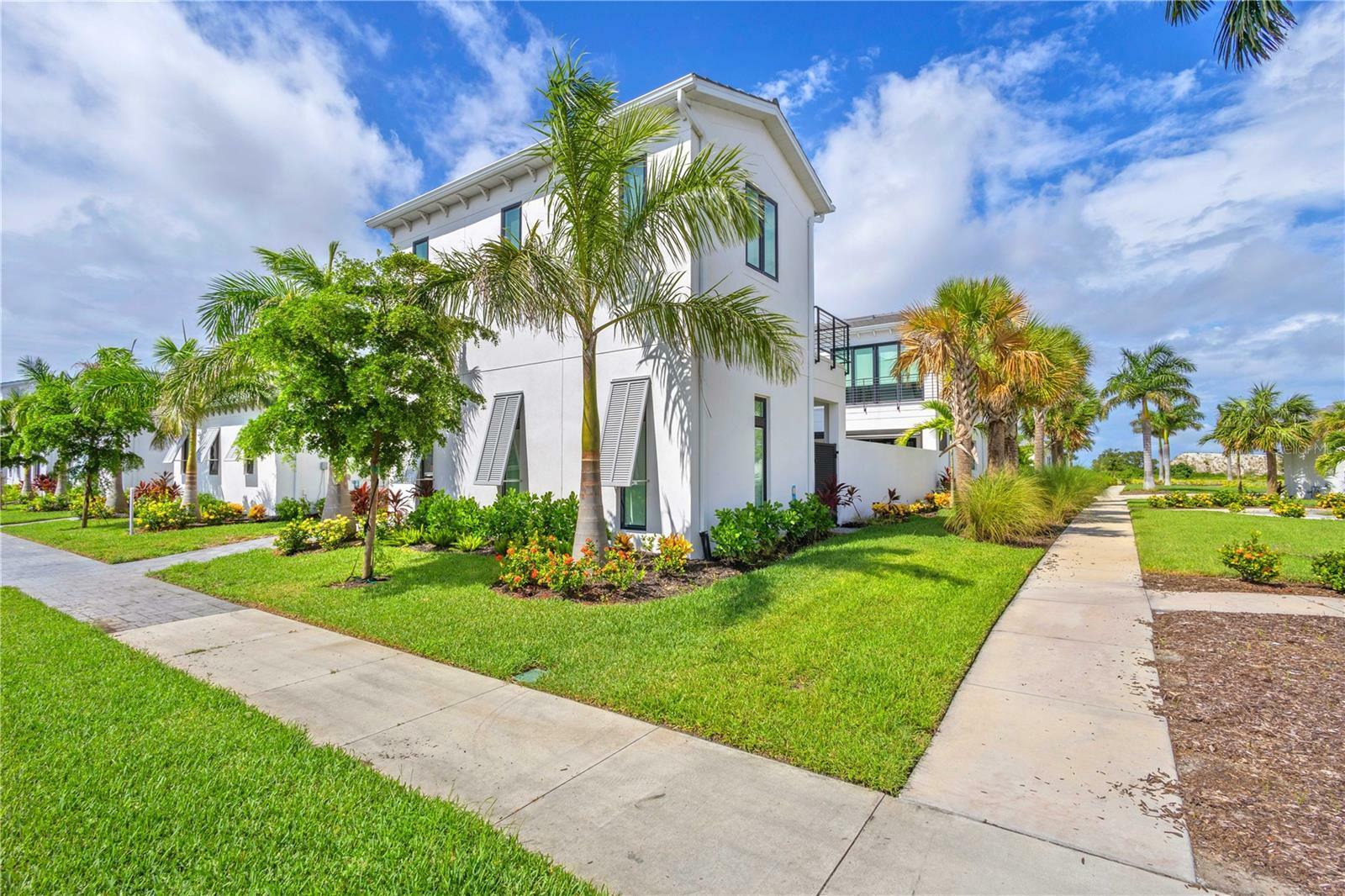 Property Photo:  6008 Cat Claw Lane  FL 34210 