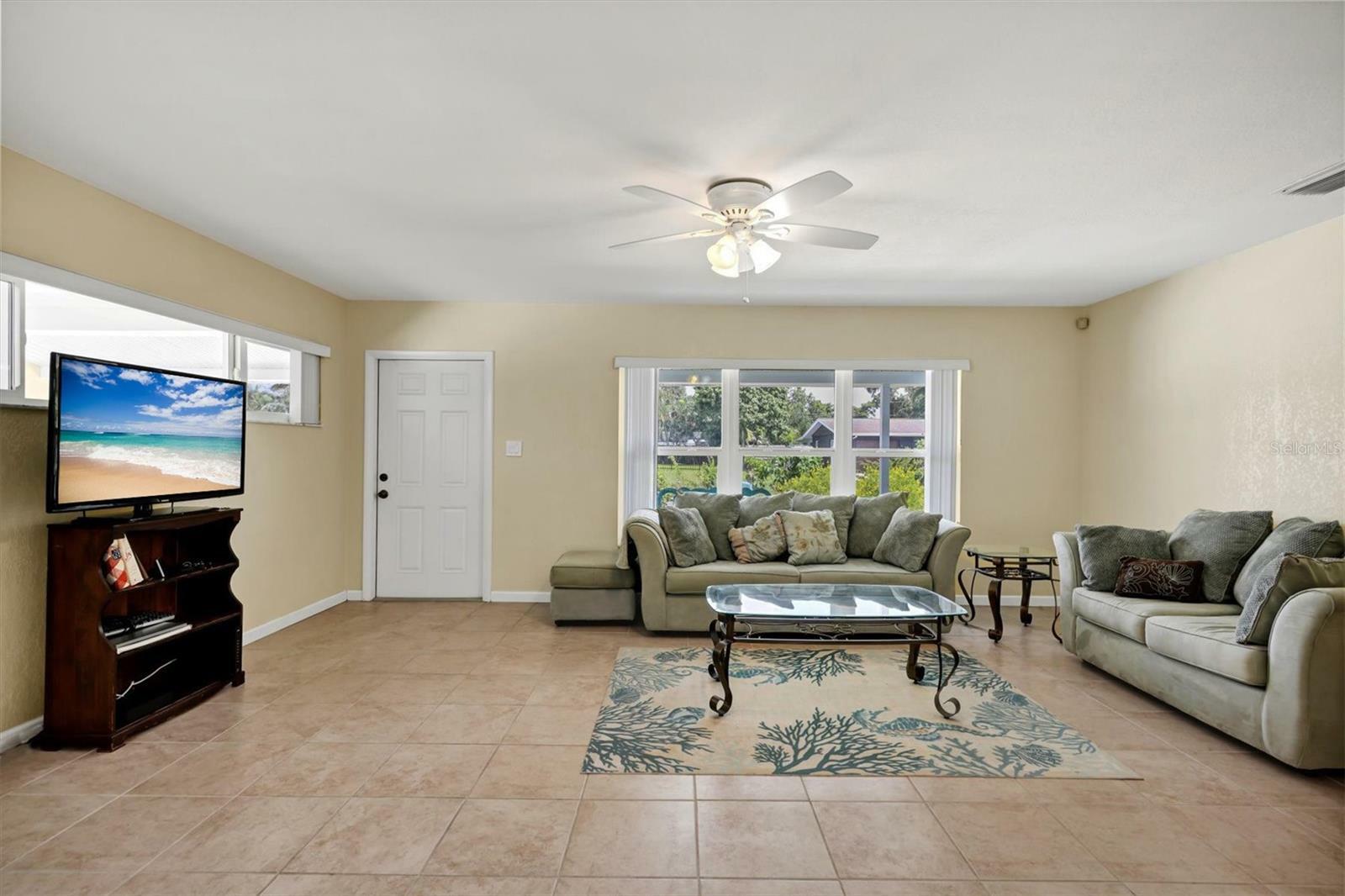 Property Photo:  2732 Tangelo Drive  FL 34239 