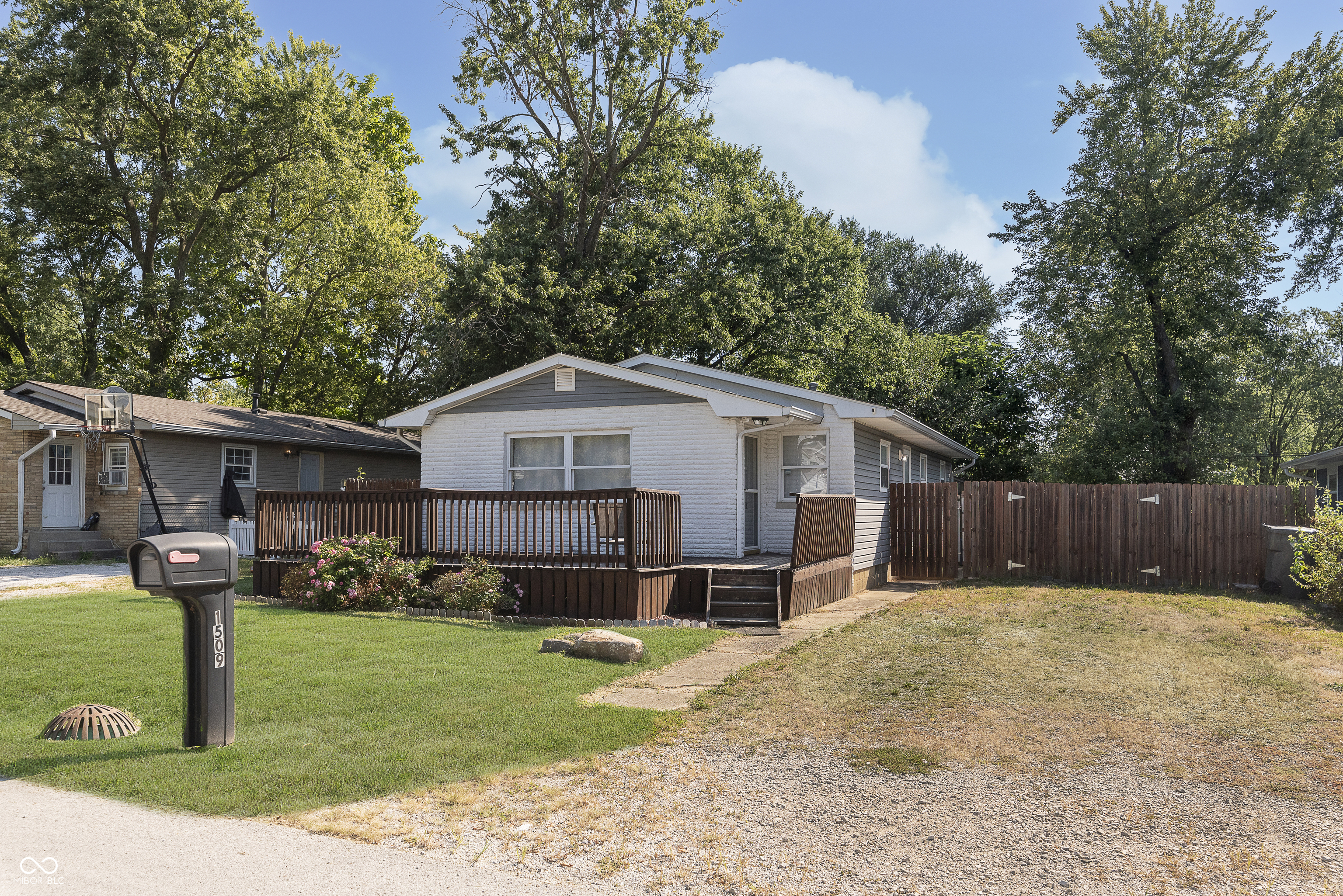 Property Photo:  1509 S Leland Avenue  IN 46203 