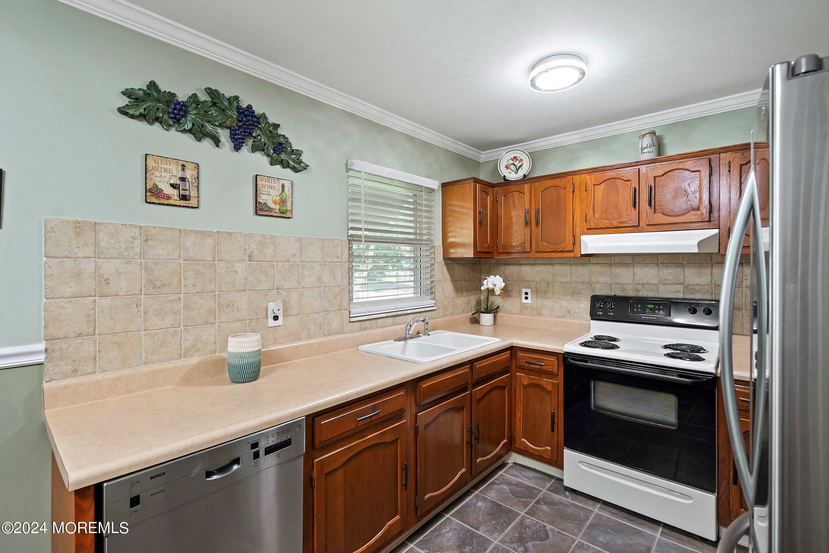 Property Photo:  5B Betsy Ross Lane  NJ 08759 