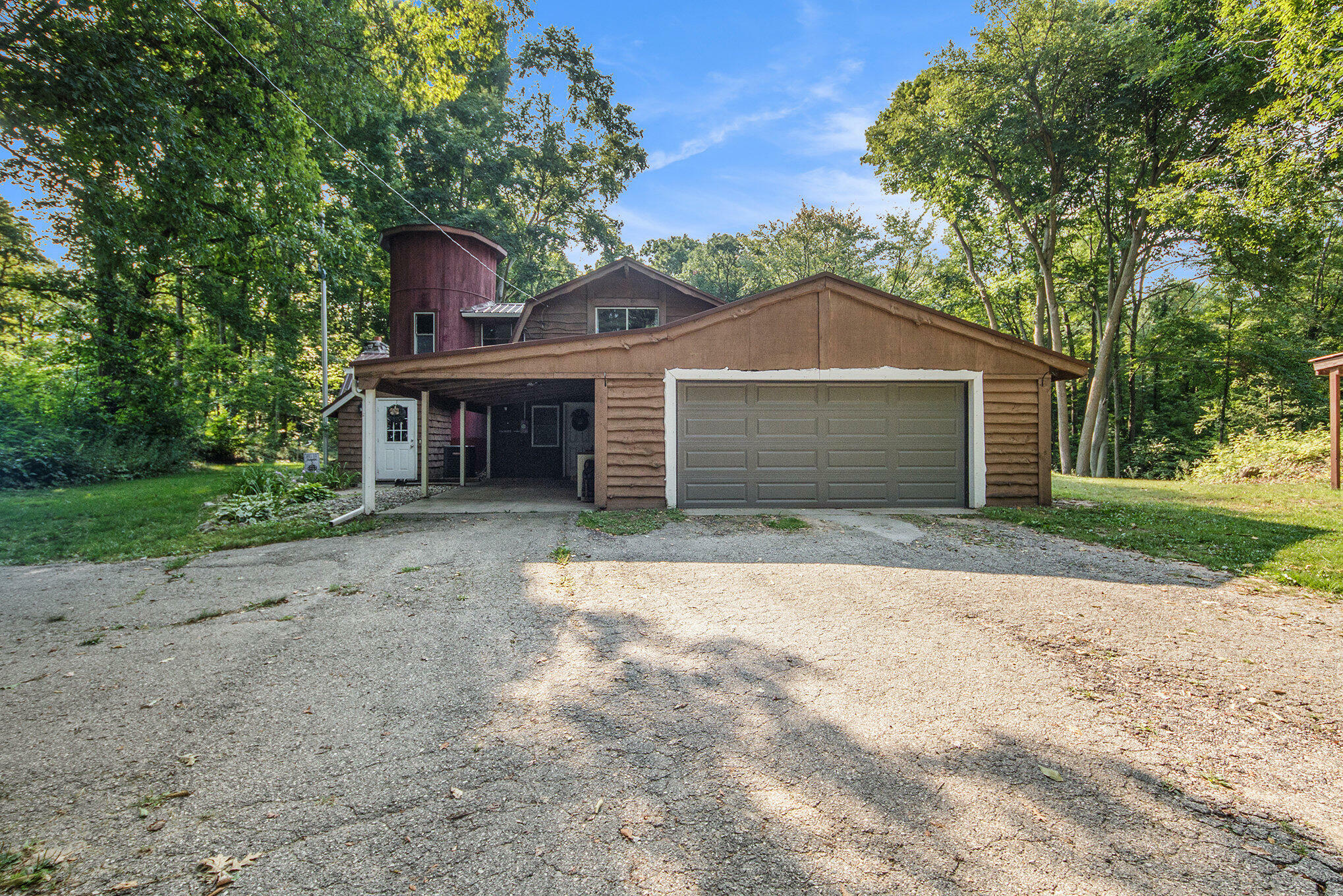 Property Photo:  12566 Hemlock Avenue  MI 49343 