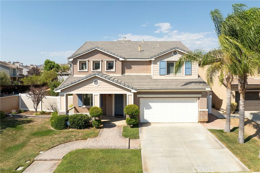 Property Photo: 1420 Rollingwood Street CA 92223