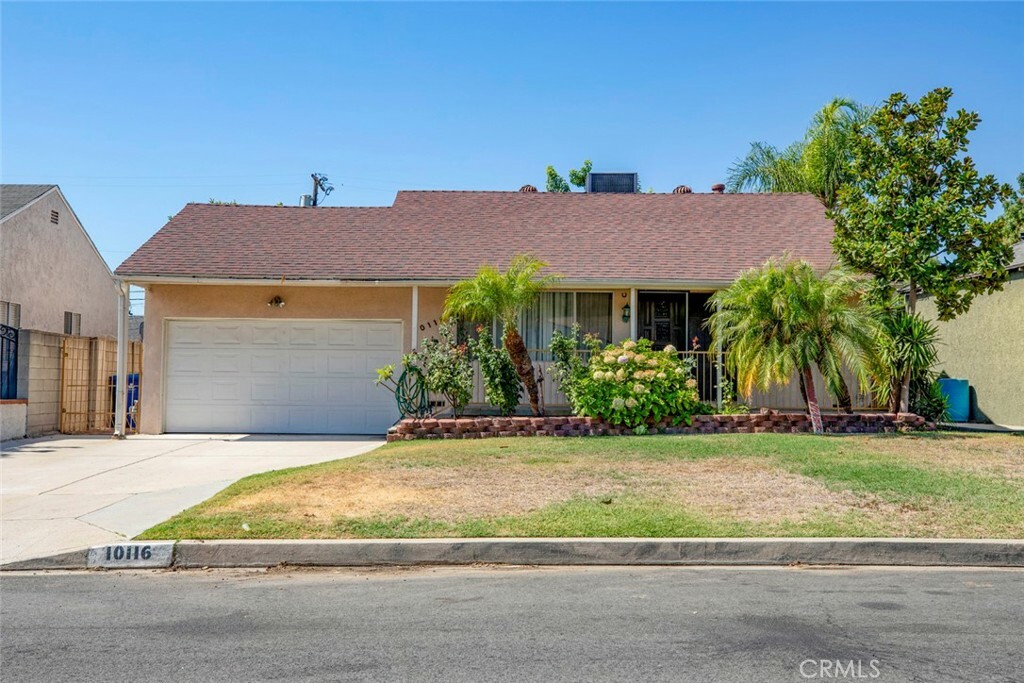 Property Photo:  10116 Colwell Drive  CA 91352 