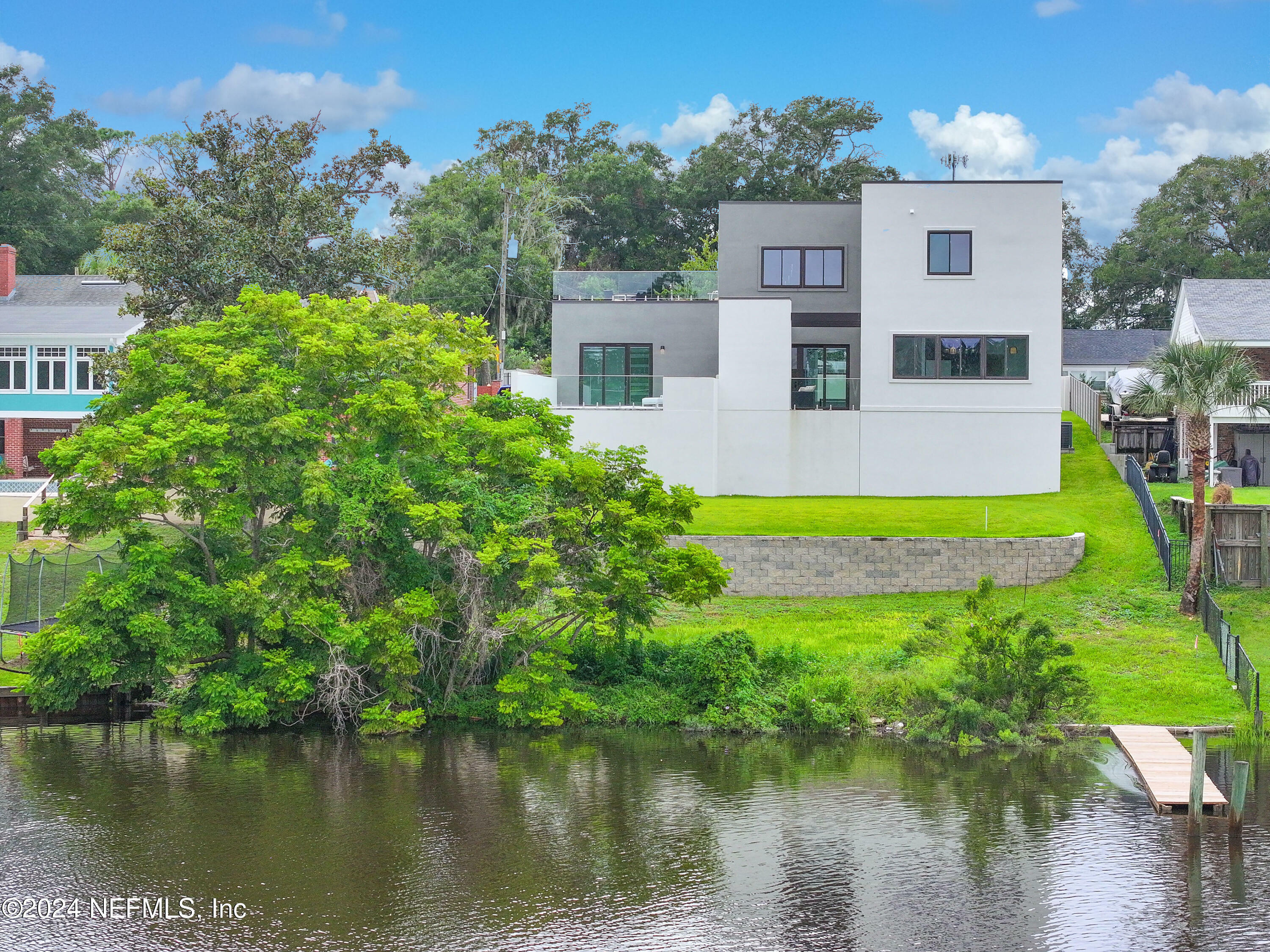 Property Photo:  226 River Hills Drive  FL 32216 