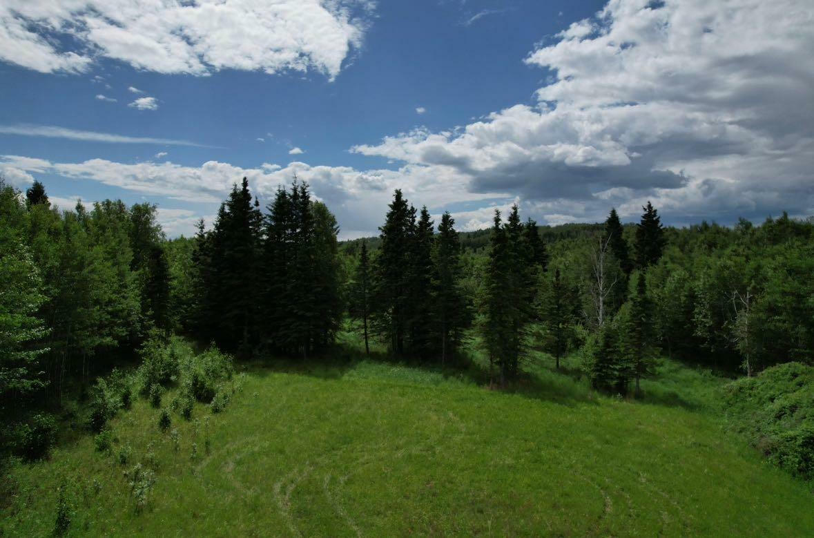 Property Photo:  19 Mountain Springs  AB T7S 1N3 