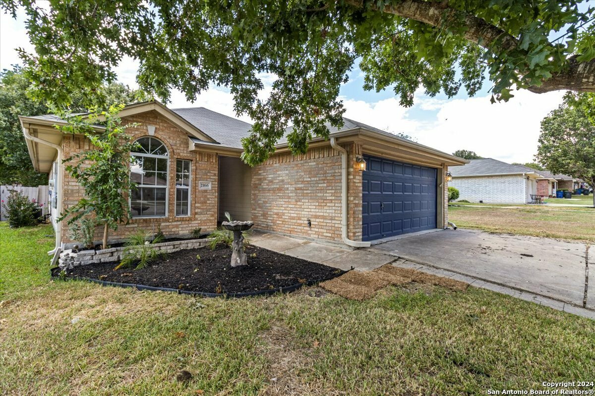 Property Photo:  2166 Keystone Dr  TX 78130 