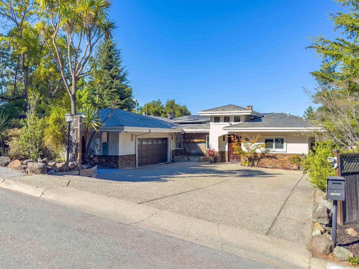 Property Photo:  250 Darrell Road  CA 94010 