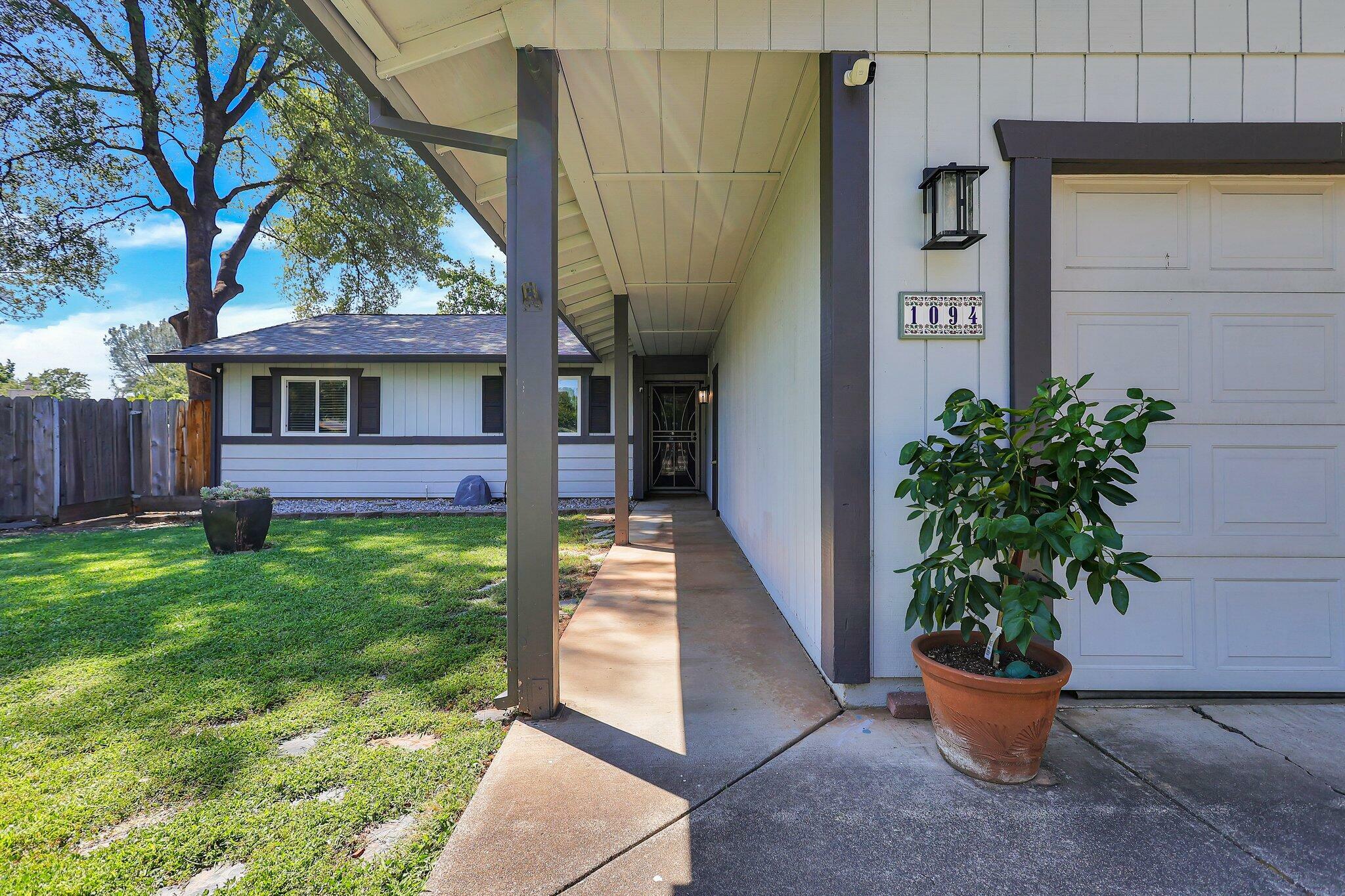 Property Photo:  1094 Belcrest Drive  CA 96003 