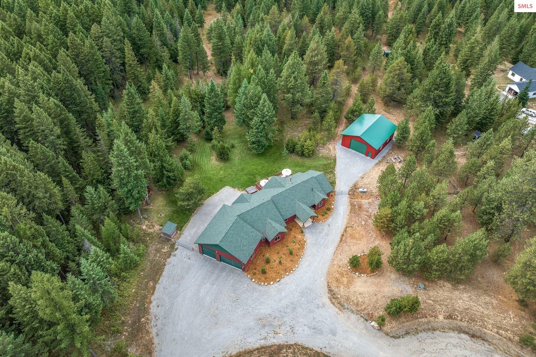 Property Photo:  212 Douglas Clan Rd  ID 83856 