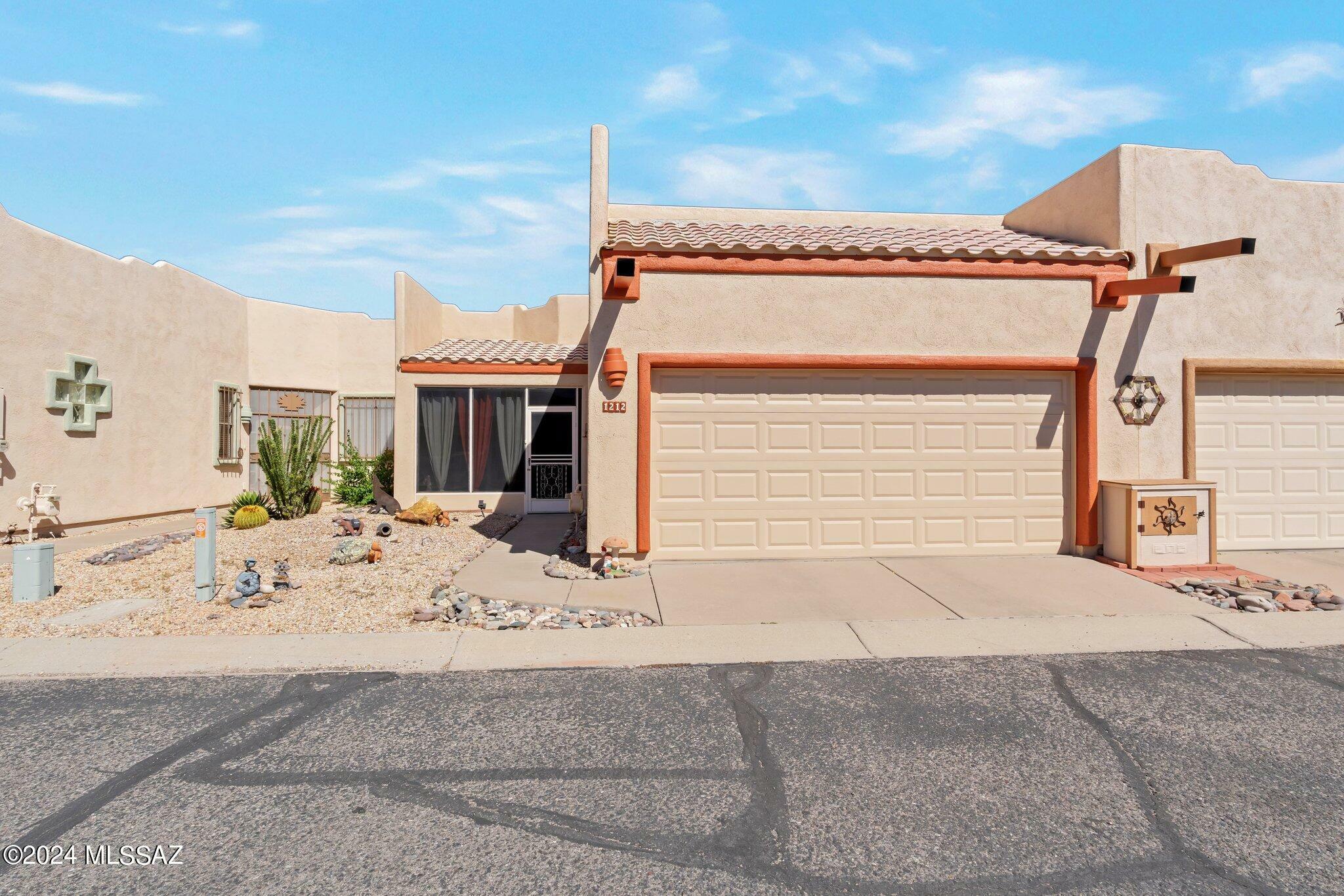 Property Photo:  1212 N Hillsboro Avenue  AZ 85614 