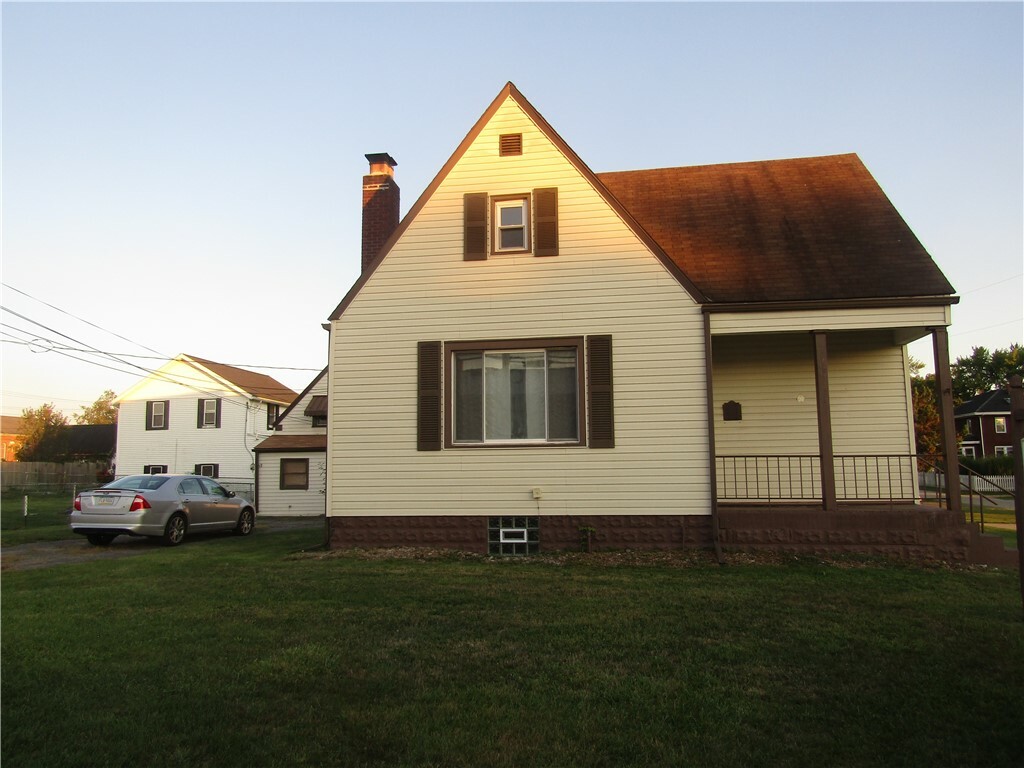 203 W. George  Carmichael PA 15320 photo