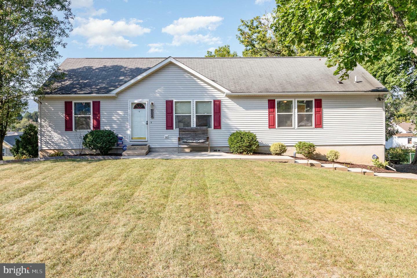 Property Photo:  6054 Blue Valley Avenue  PA 17112 