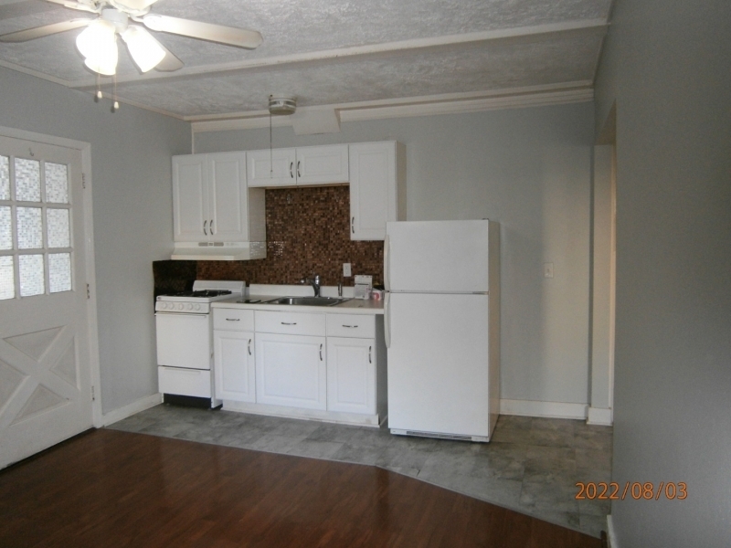 Property Photo:  7 Ringwood Ave B  NJ 07465 