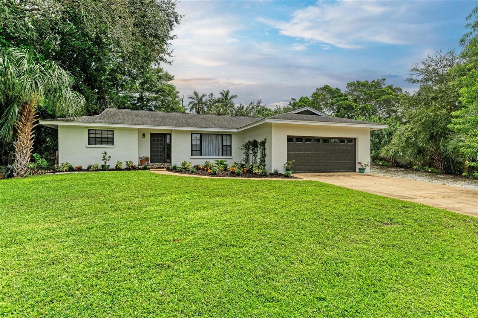 Property Photo:  7603 9th Avenue Drive NW  FL 34209 