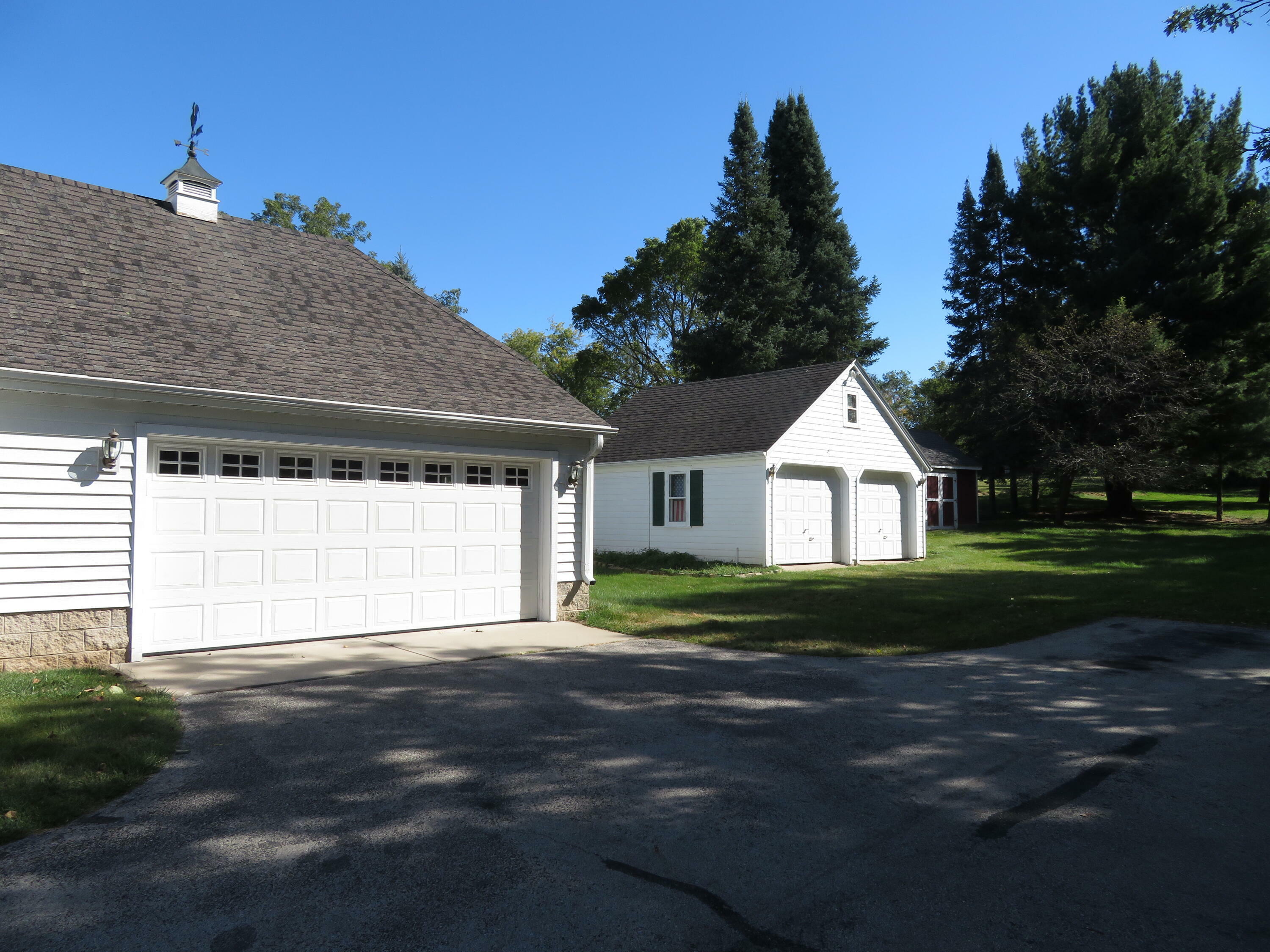 Property Photo:  3220 S 116th St  WI 53227 