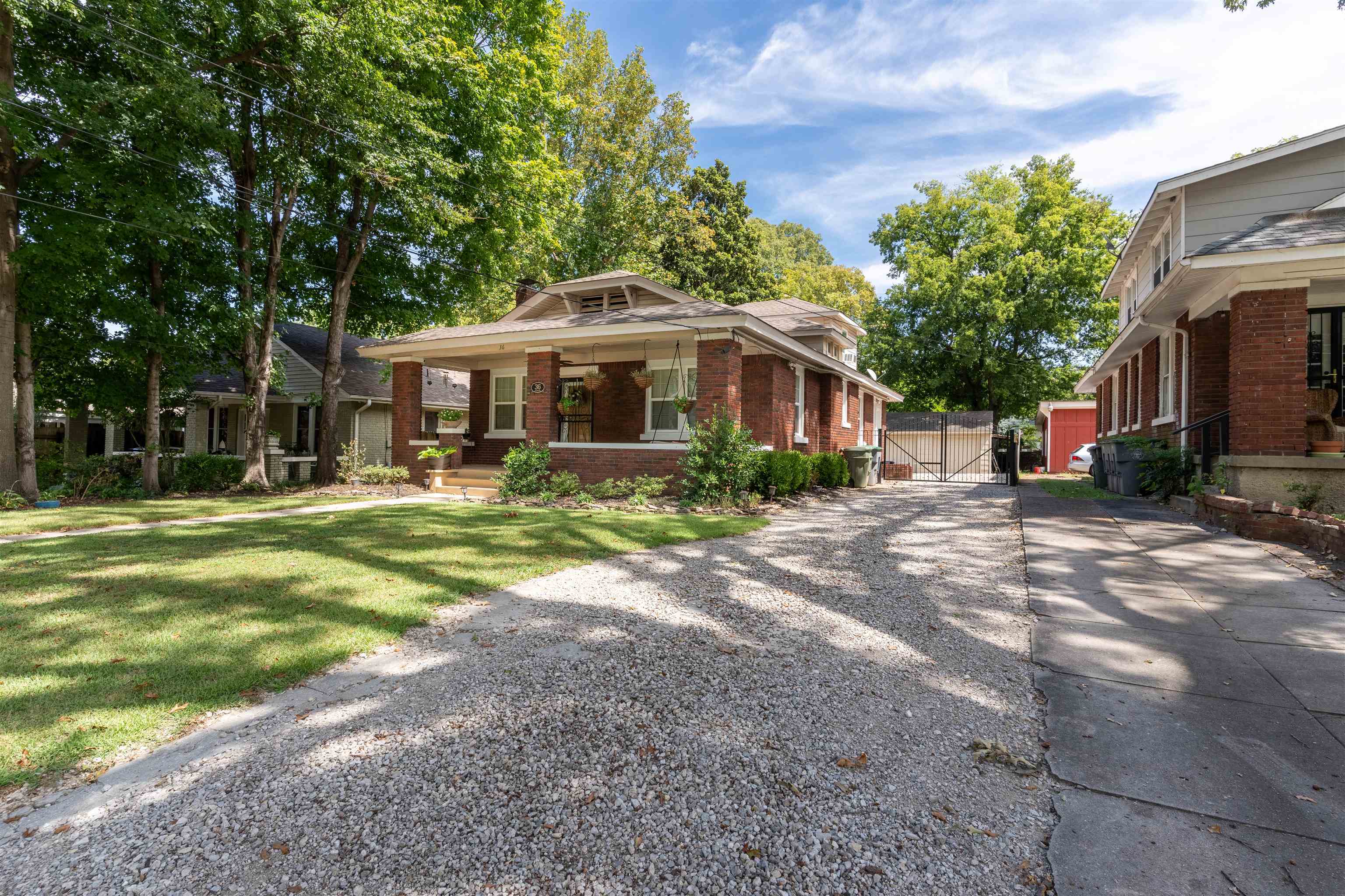 Property Photo:  36 S Cox St  TN 38104 