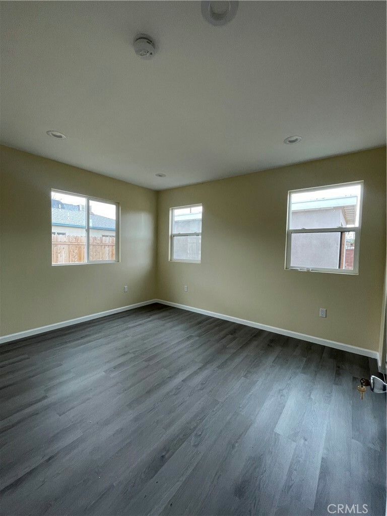 Property Photo:  45045 Spearman Avenue  CA 93534 