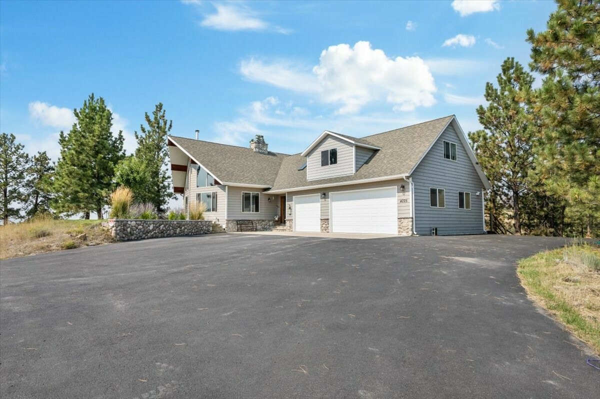 Property Photo:  4025 Lake Point Drive  MT 59602 