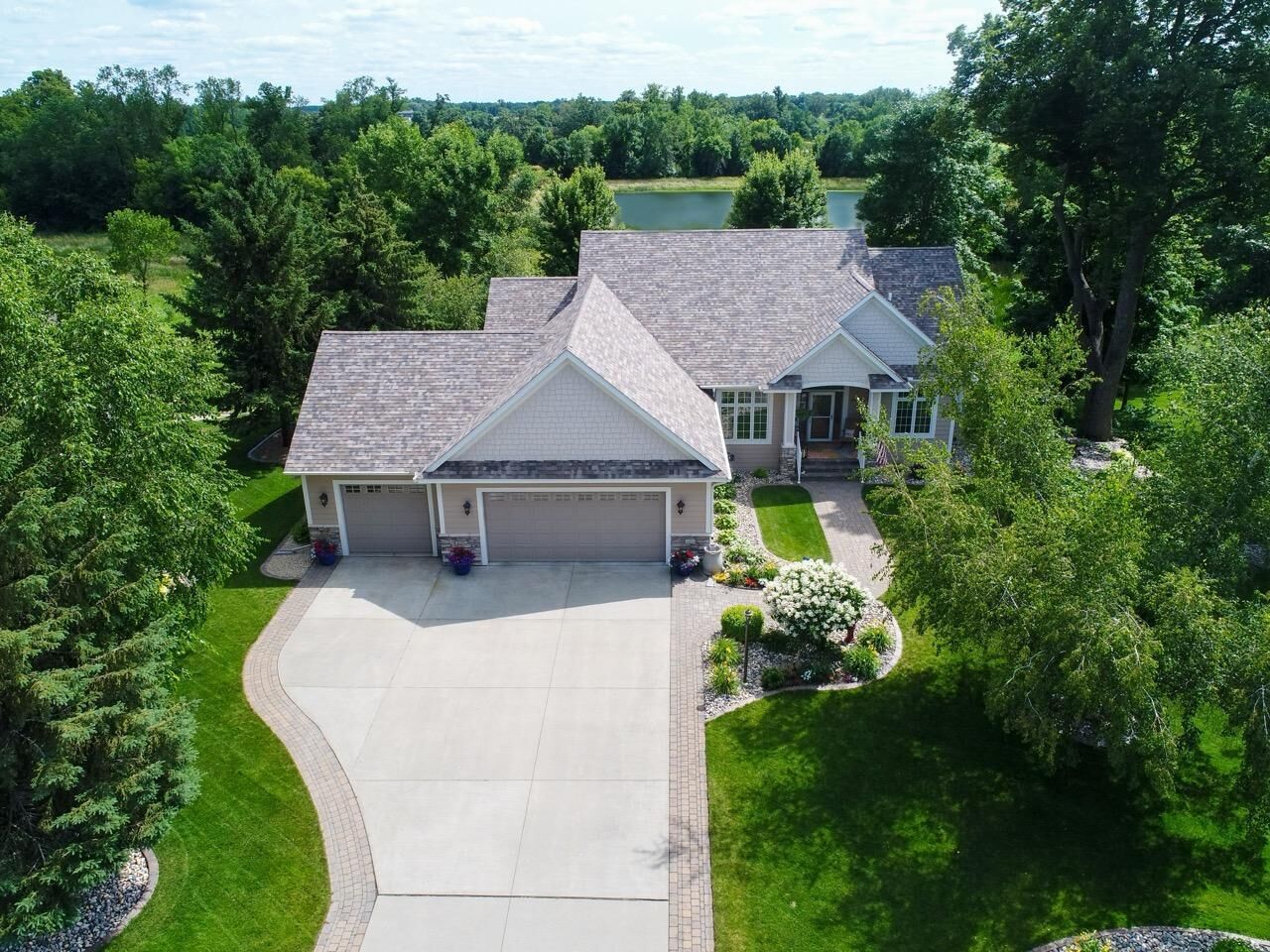 Property Photo:  4424 Donway Drive NE  MN 56308 