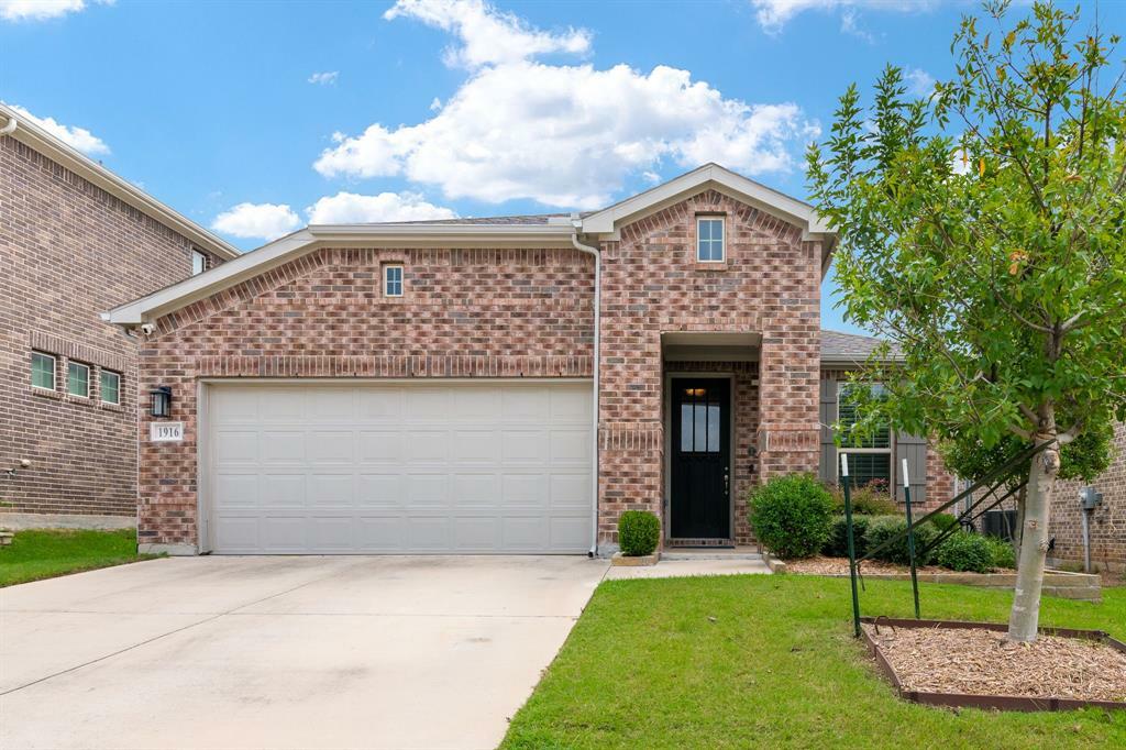 Property Photo:  1916 Rayburn Court  TX 75062 