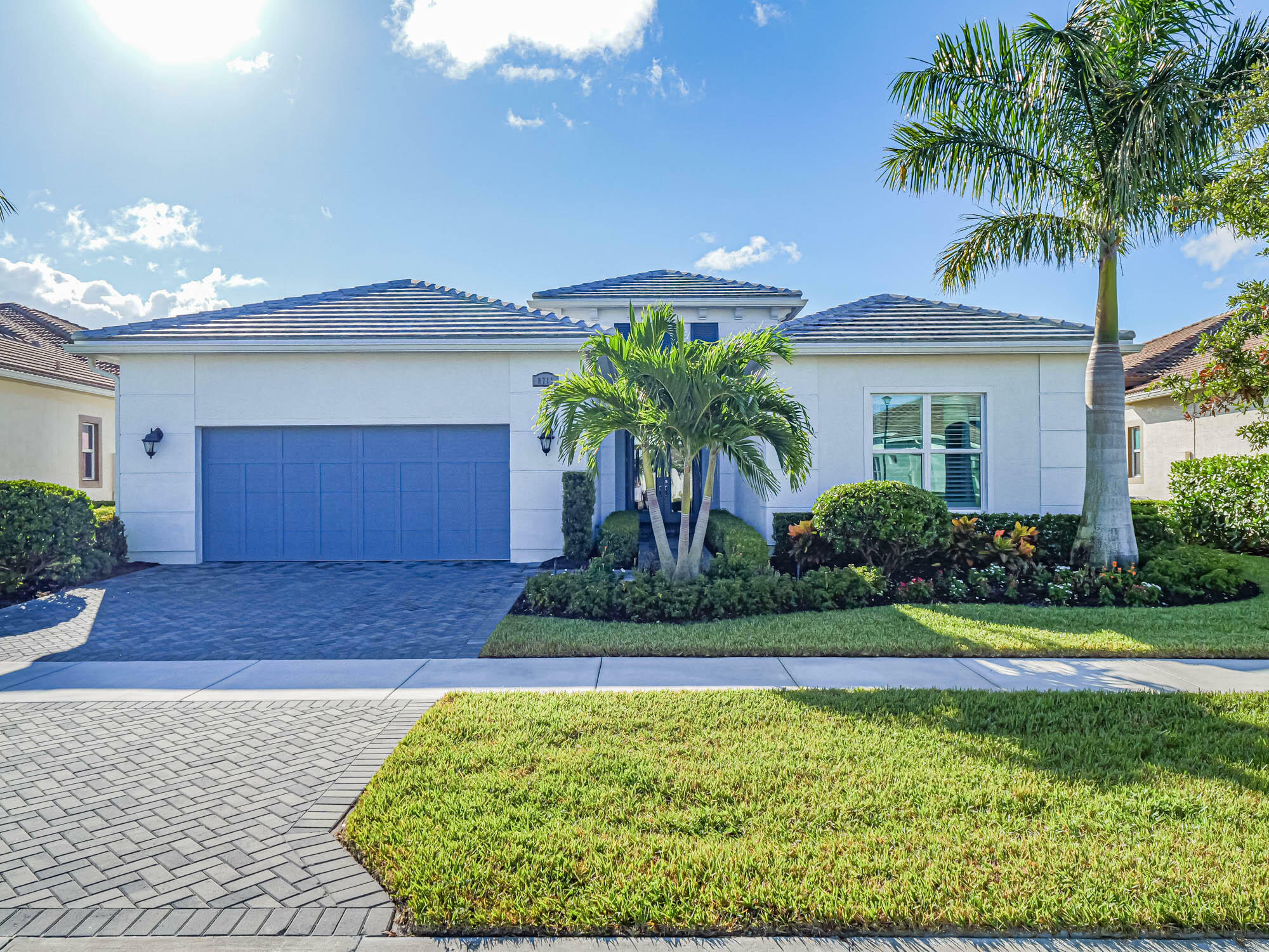 Property Photo:  8711 SW Flutto Way  FL 34987 