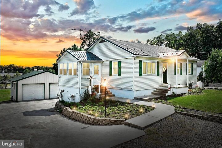 1910 Highland Avenue Road  Gettysburg PA 17325 photo