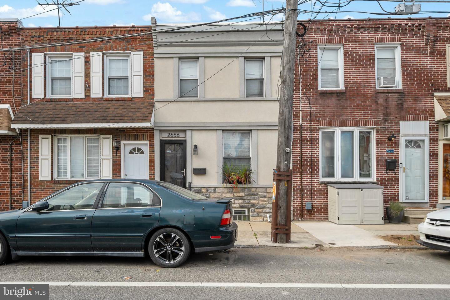 Property Photo:  2656 E Dauphin Street  PA 19125 