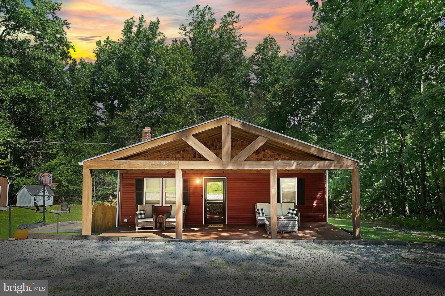 Property Photo: 130 Pebble Lane PA 17307