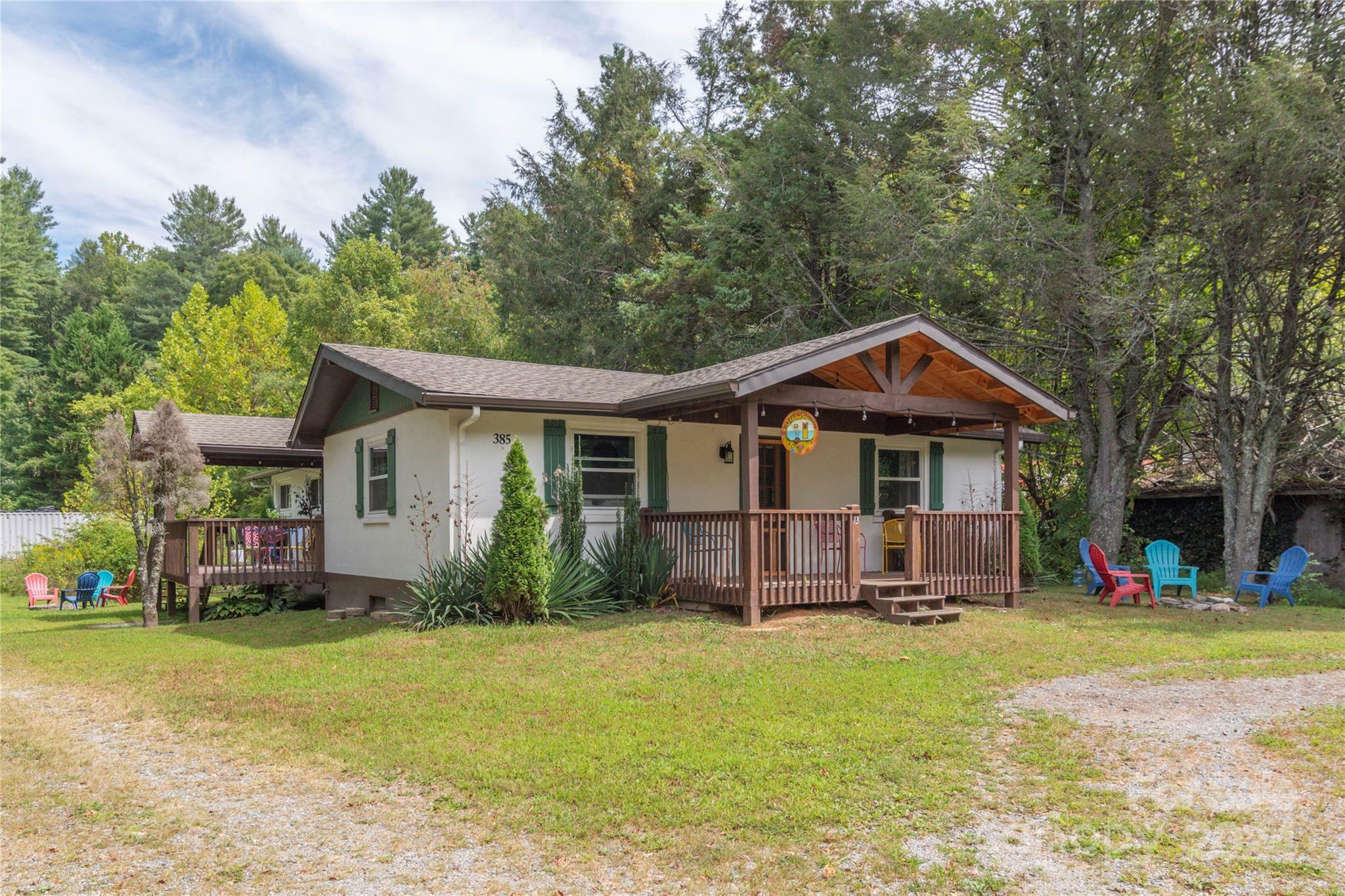 Property Photo:  385 Hendersonville Highway  NC 28768 