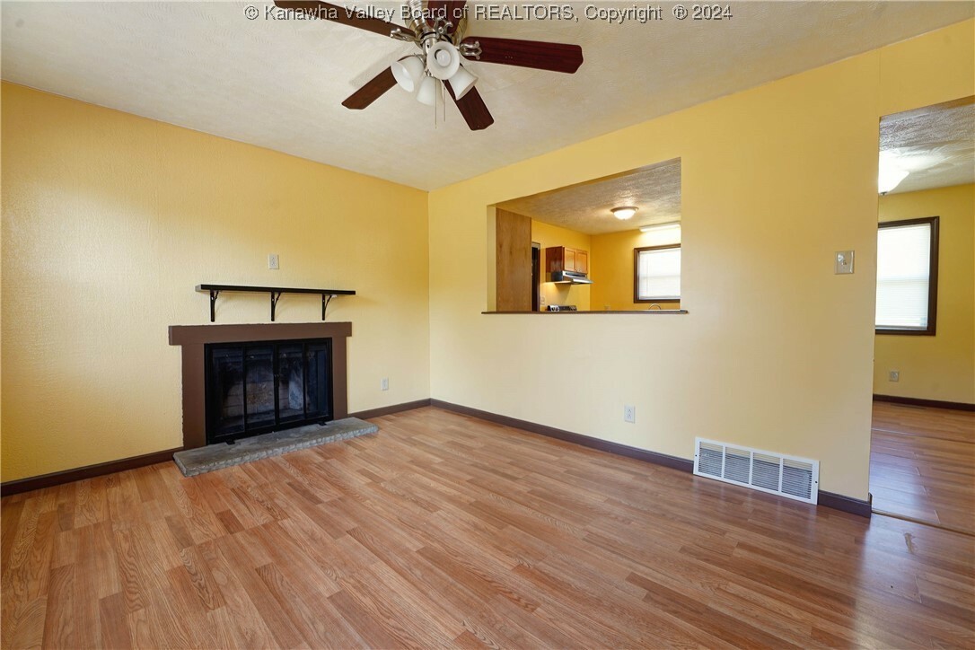 Property Photo:  5302 Katie Lane  WV 25313 