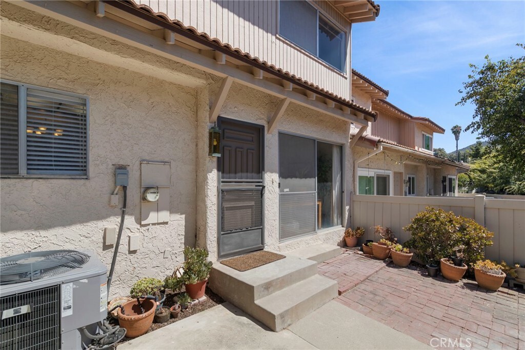 Property Photo:  1321 Ramona Drive  CA 91320 