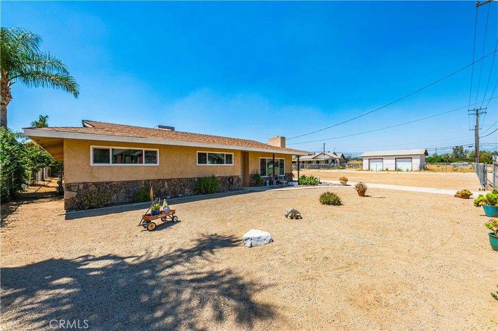 Property Photo:  10550 Maple Avenue  CA 92316 