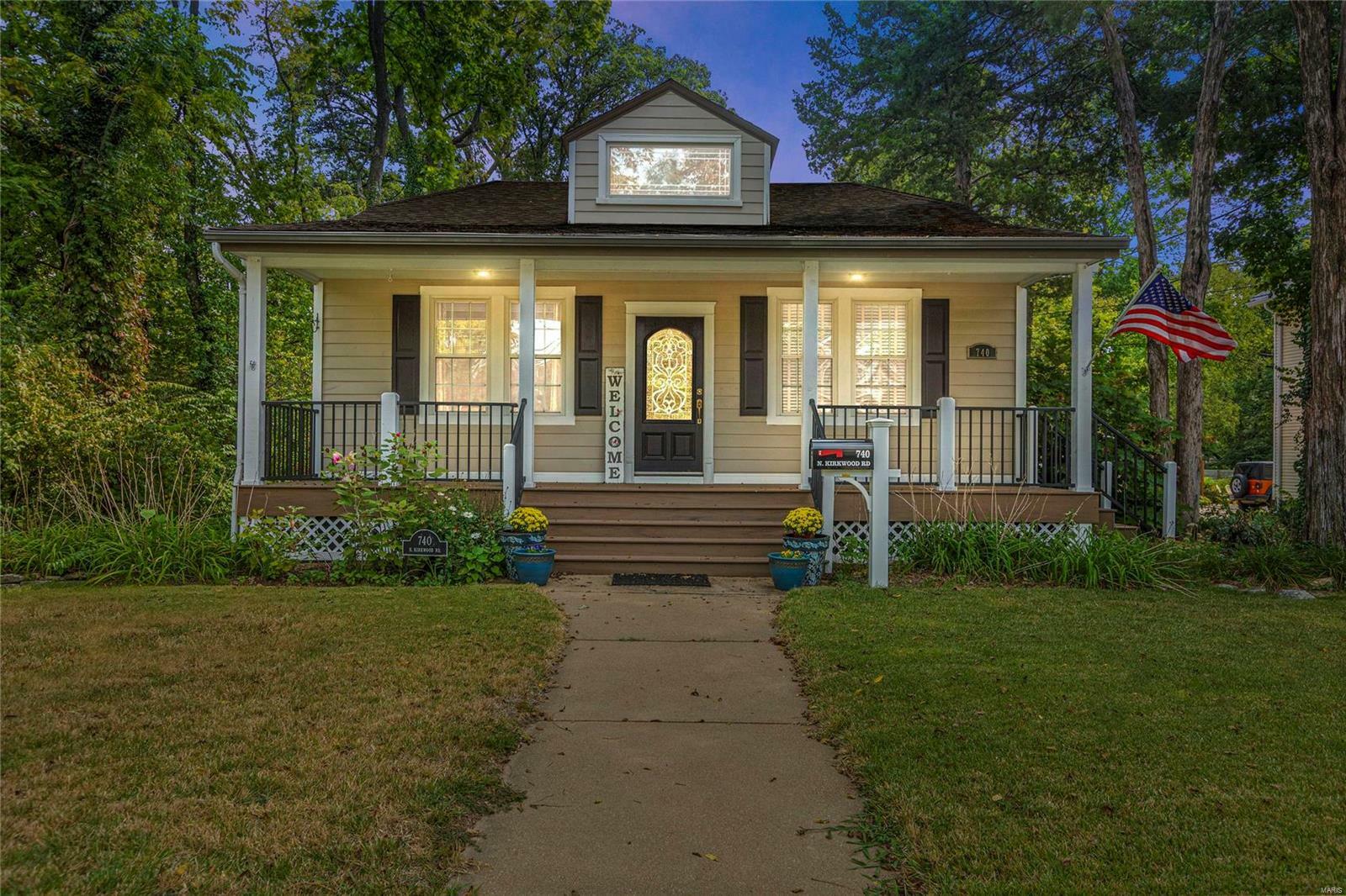 Property Photo:  740 N Kirkwood Road  MO 63122 