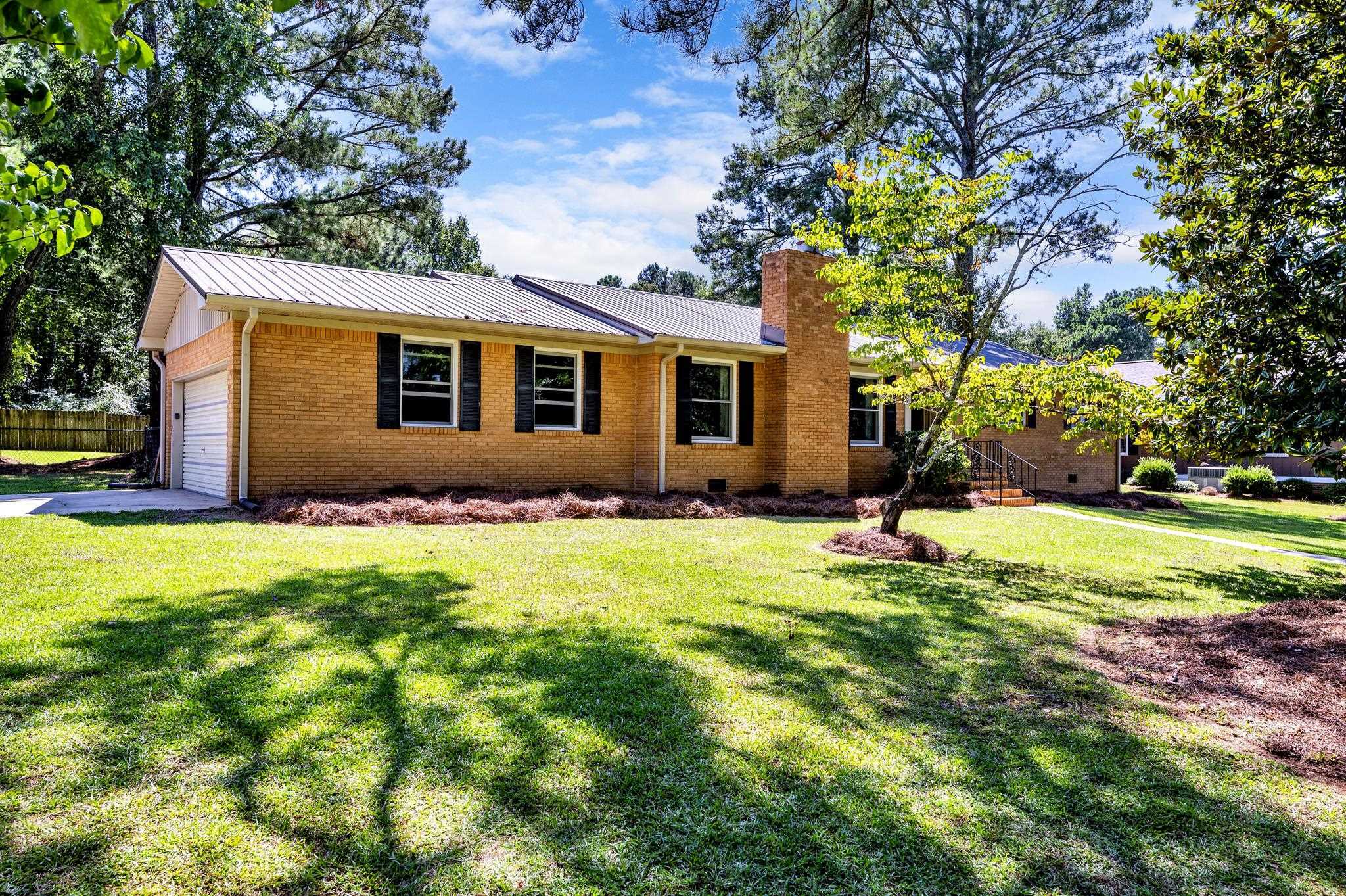 Property Photo:  1626 Manor Dr  AL 35055 - CULLMAN 