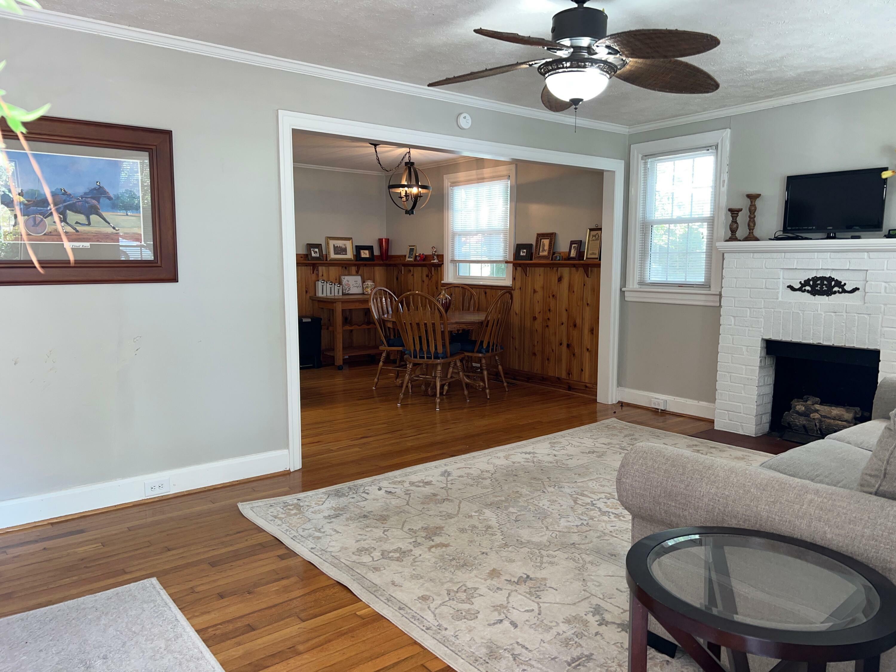 Property Photo:  224 Marion Street NE  SC 29801 