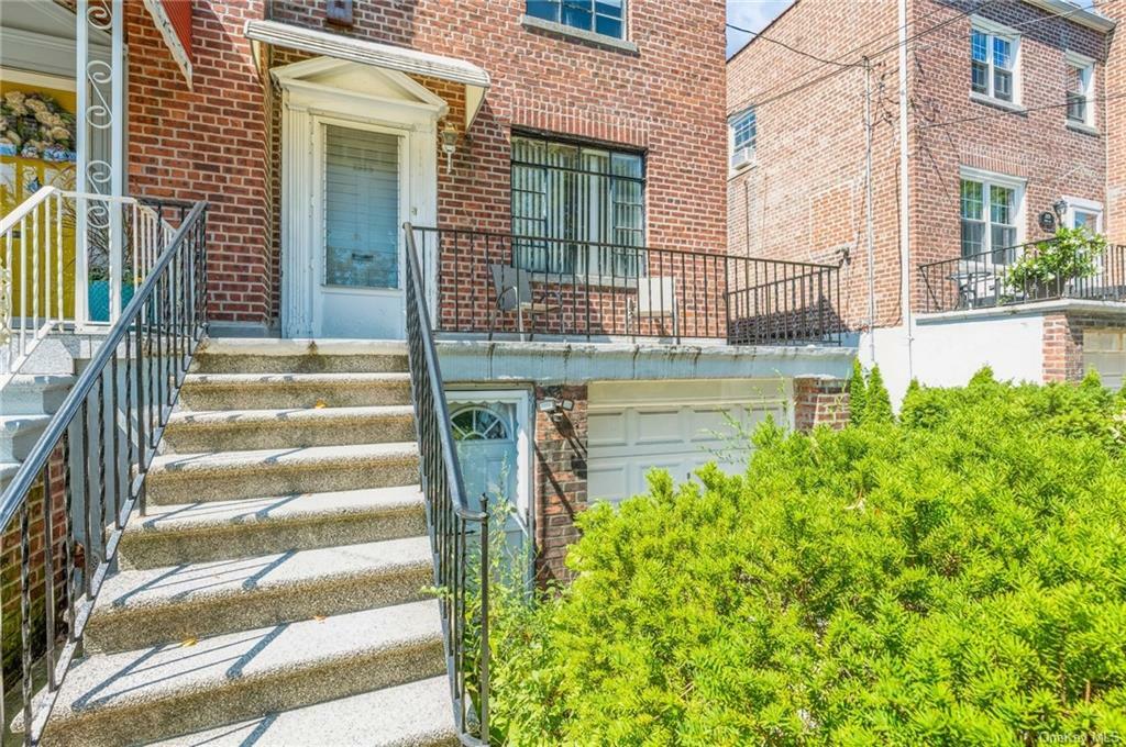 Property Photo:  2335 Mickle Avenue  NY 10469 