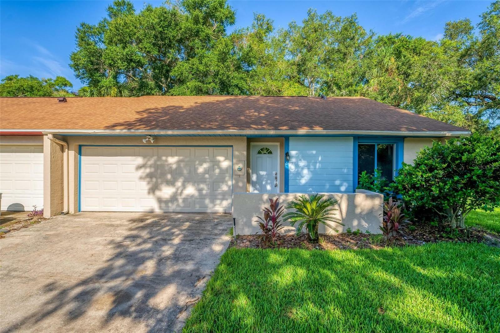 Property Photo:  108 Clear Lake Circle  FL 32773 