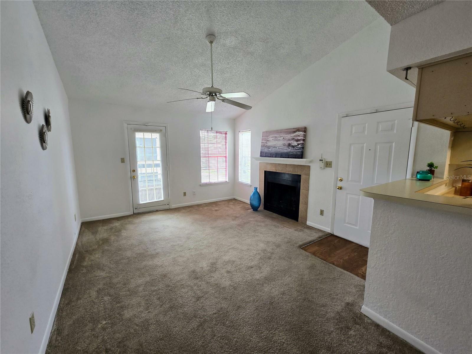 Property Photo:  4401 Thornbriar Lane 202  FL 32822 