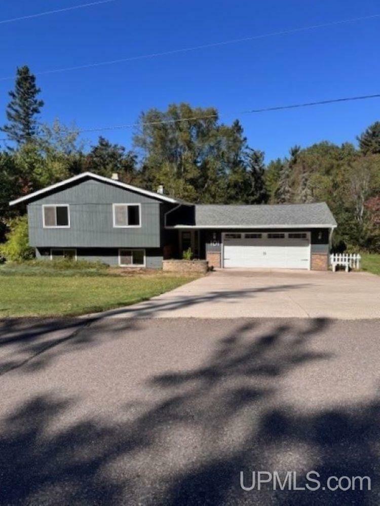 Property Photo:  101 Kivela Road  MI 49866 