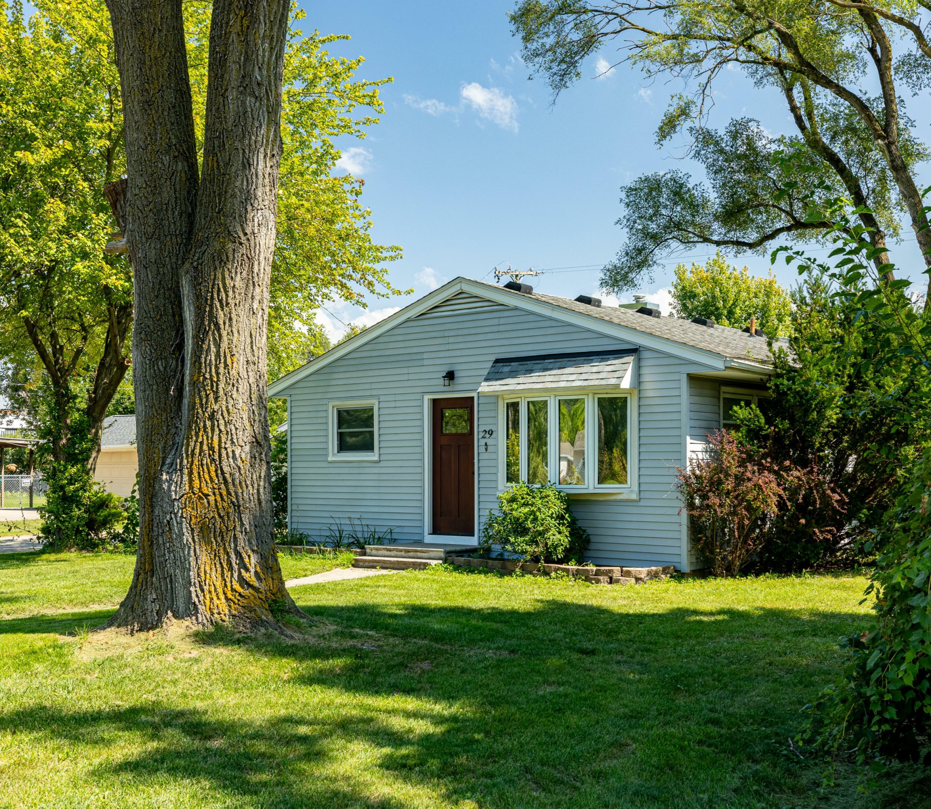 Property Photo:  29 Oregon Street  MI 48198 