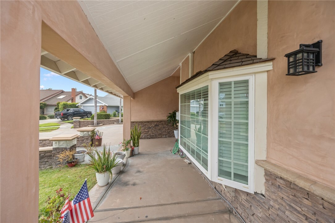 Property Photo:  2615 E Dutch Avenue  CA 92806 