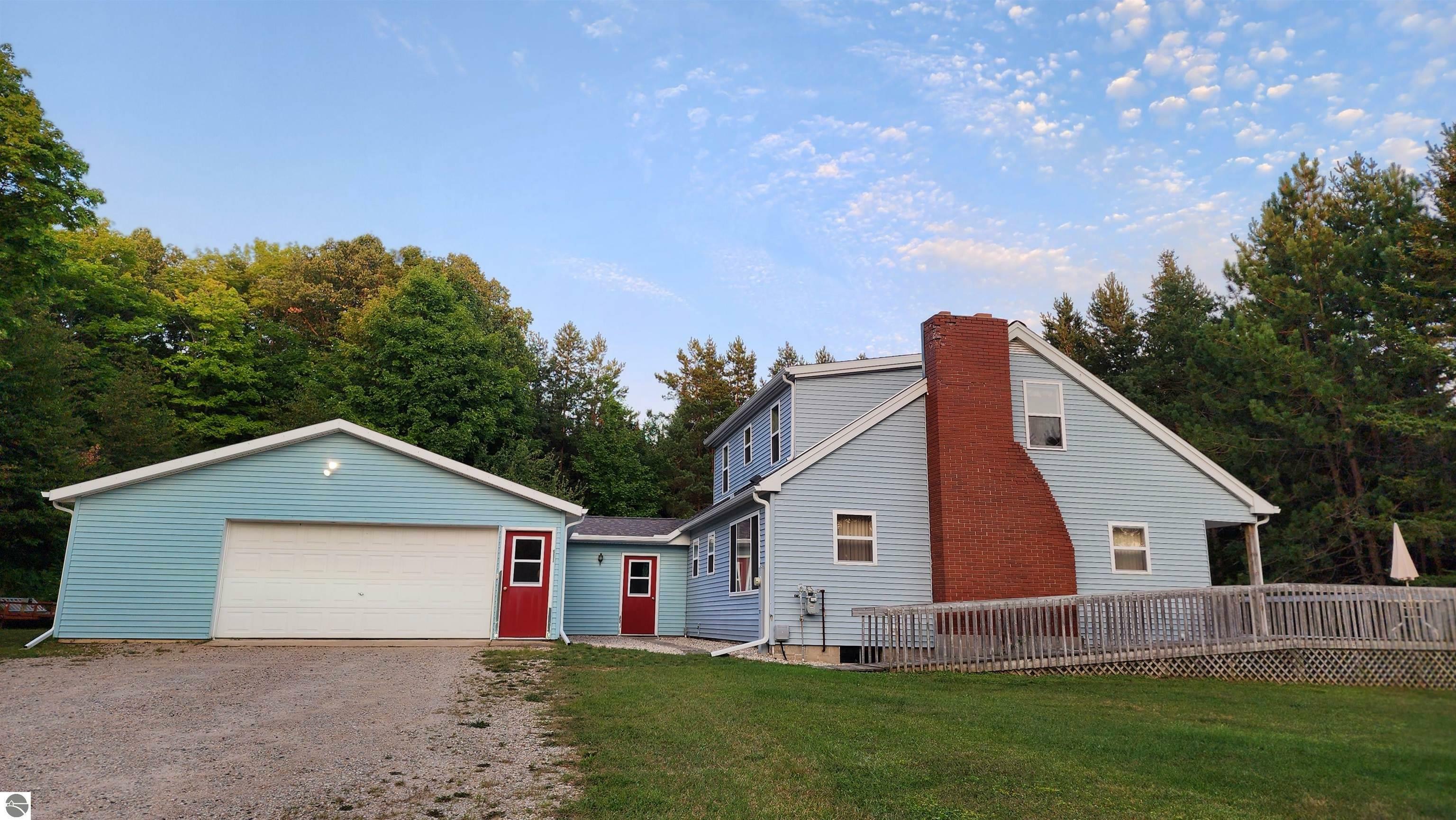 Property Photo:  6368 County Road 441 6368 Hedberg Road  MI 49868 