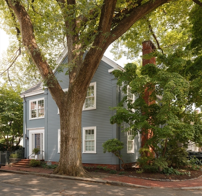 Property Photo: 20 Brown St MA 02138