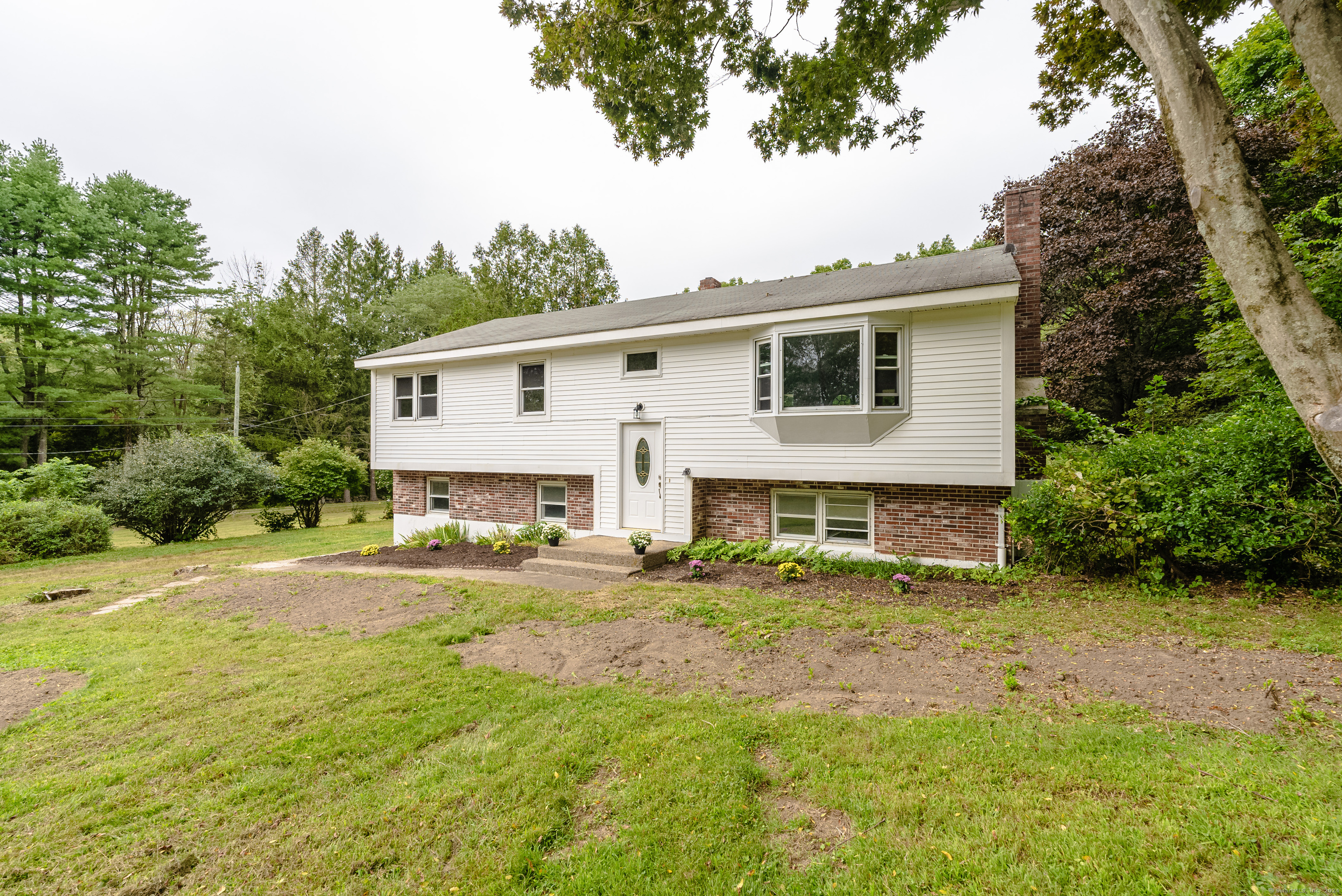 Property Photo:  33 Burdick Road  CT 06365 