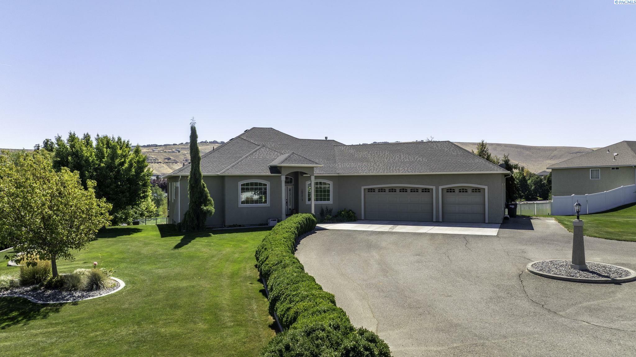 Property Photo:  100013 E Brandon Dr  WA 99338 