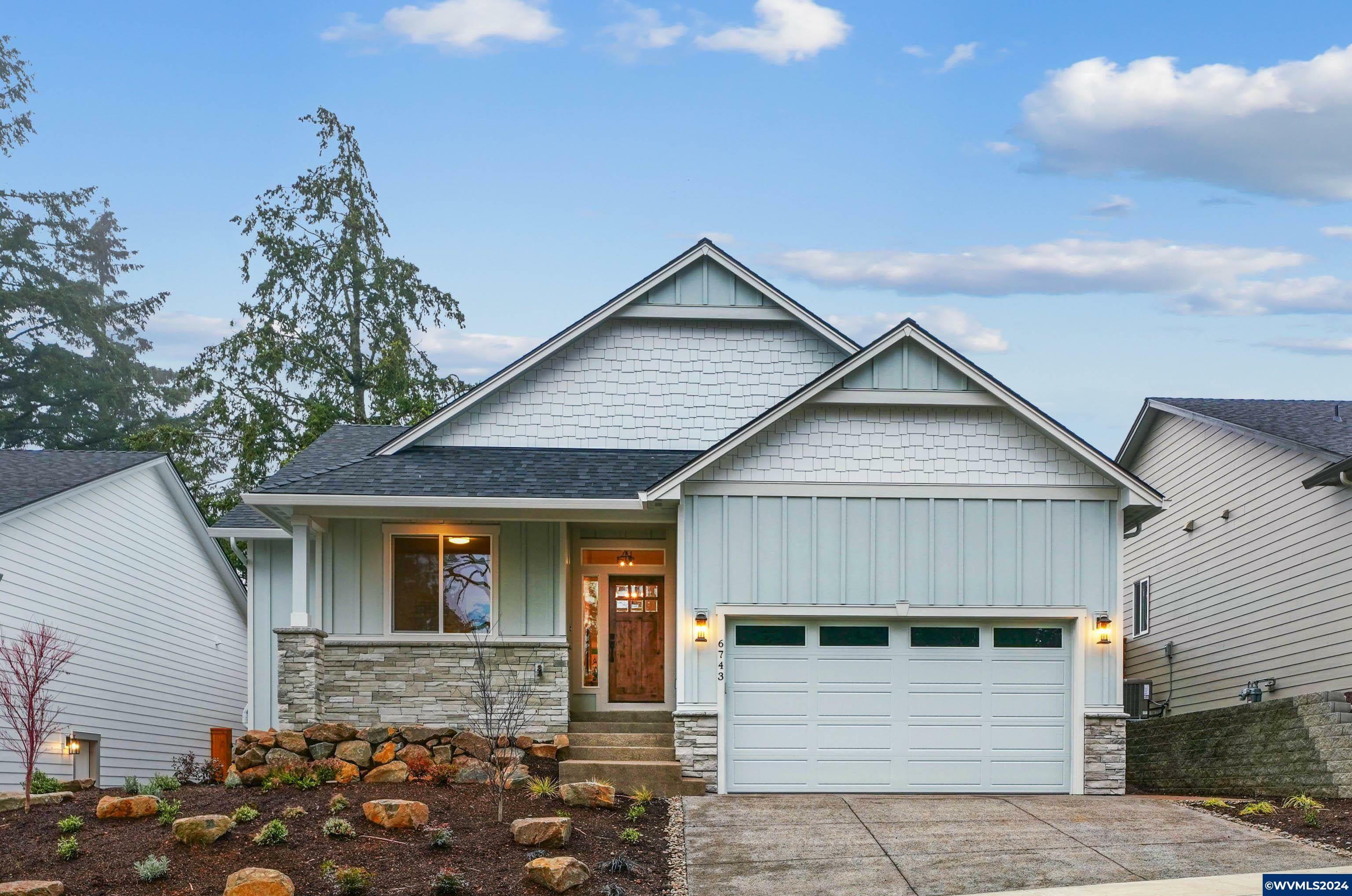 6743  Devon Av SE  Salem OR 97306 photo