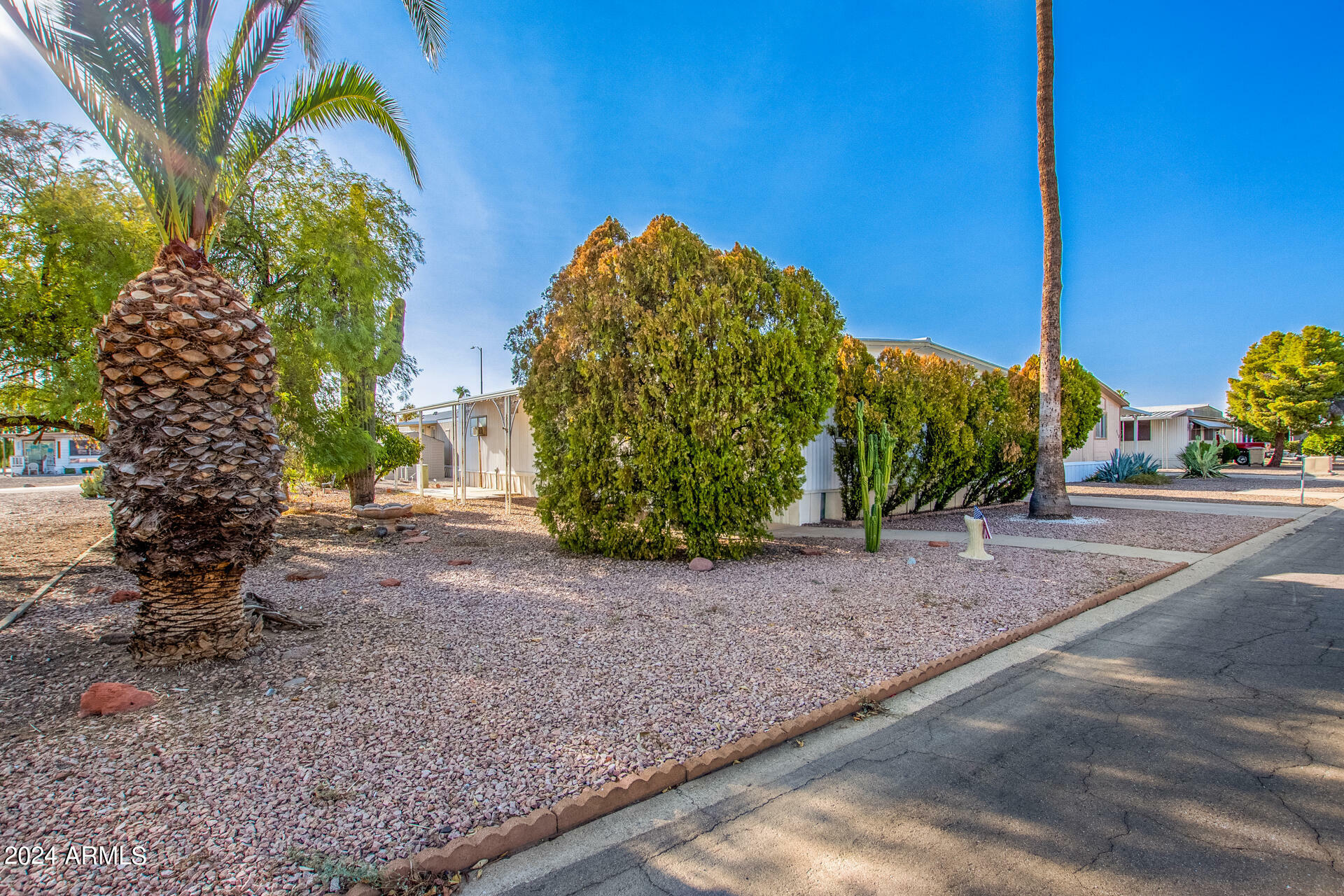 Property Photo:  2650 W Union Hills Drive 114  AZ 85027 