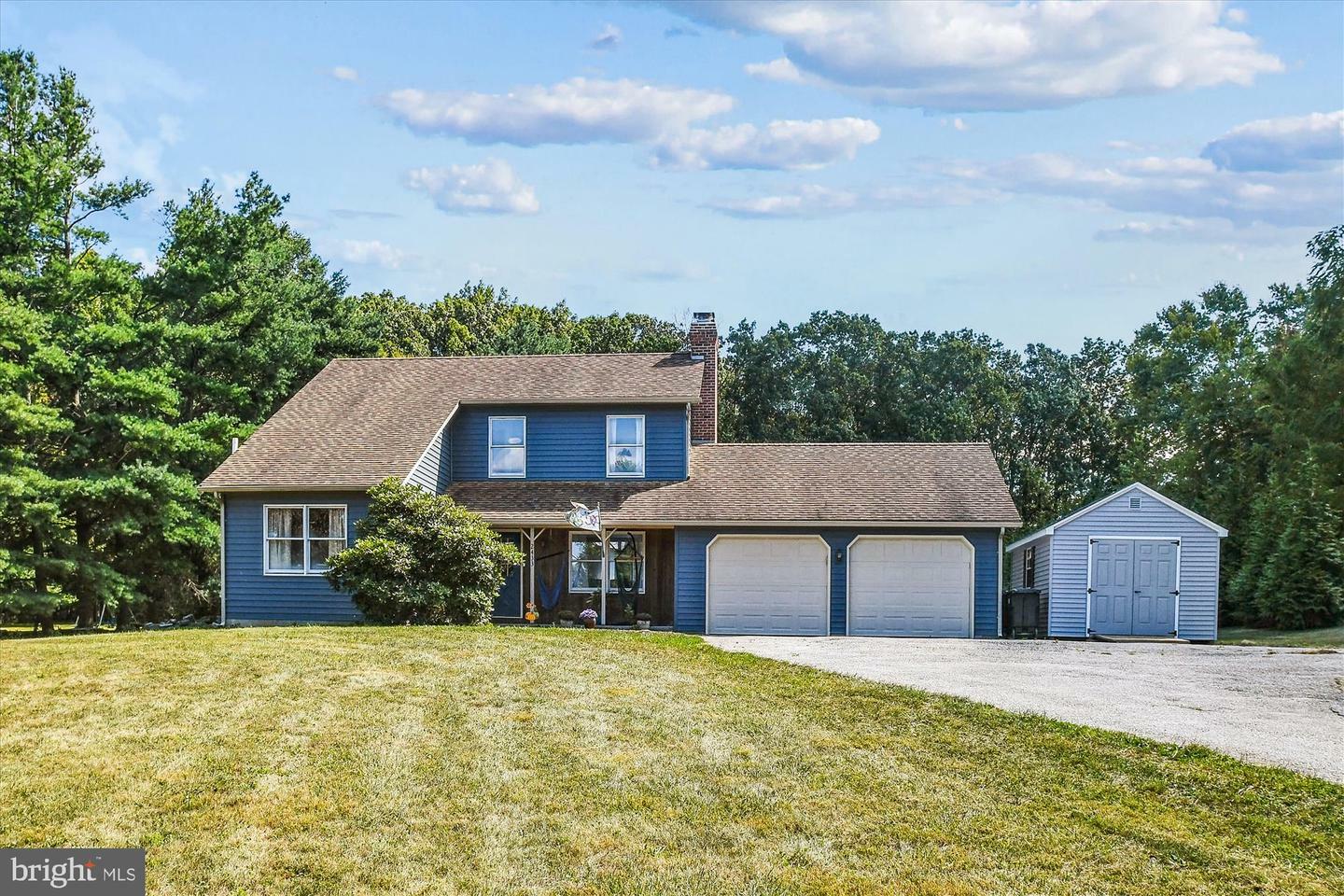 Property Photo:  2433 Snydersburg Road  MD 21074 